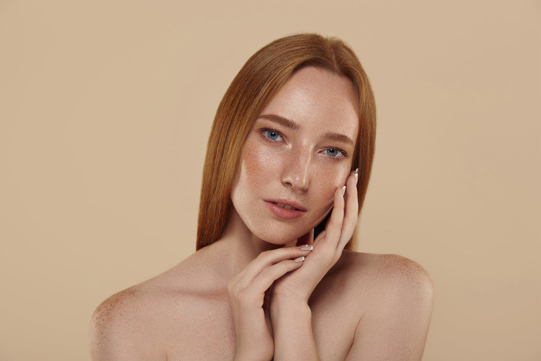 Faltenbehandlung im Gesicht: Von High-End-Behandlungen bis Daily Care